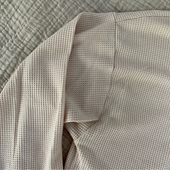 Princess Polly Cropped Waffle LS Top - Picture 2 of 2